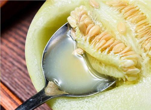 吃瓜贵妃照片,尽显皇家风范与市井趣味