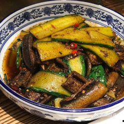 阳瓜可以烤吃吗,探索美味烤阳瓜的奥秘